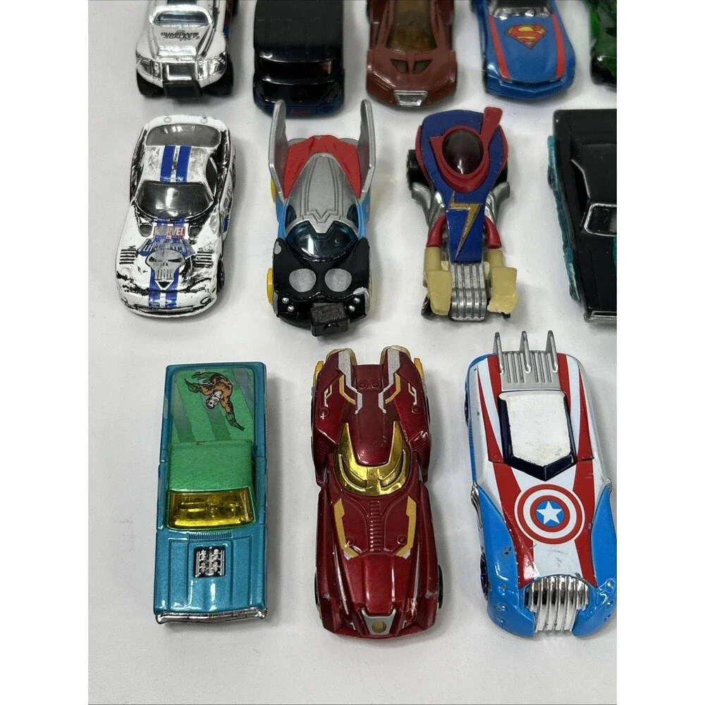 Hot Wheels Marvel DC Superhero Lot Wolverine Aquaman Thor SpiderMan Ghost Rider
